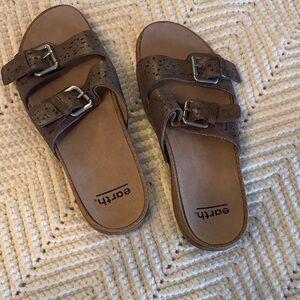 Earth Women's Tan Buckle Sandals